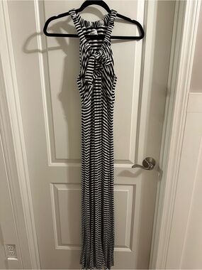 calvin klein maxi dress black and white Calvin Klein Easy Fit Black White Jersey Belted Striped Maxi Long Dress sz  6 New